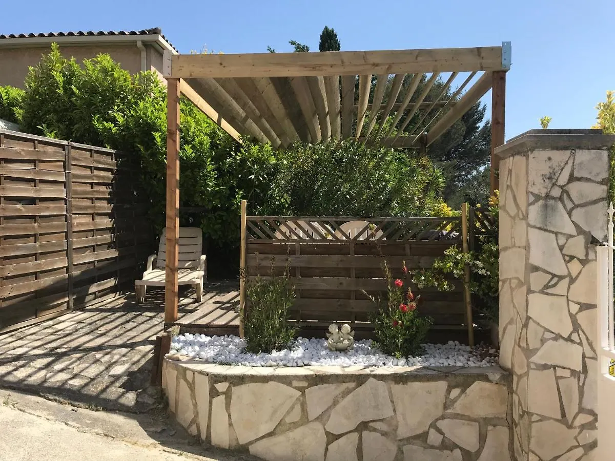 Homestay Chambre D Hotes Au Coeur Des Oliviers Marseille France
