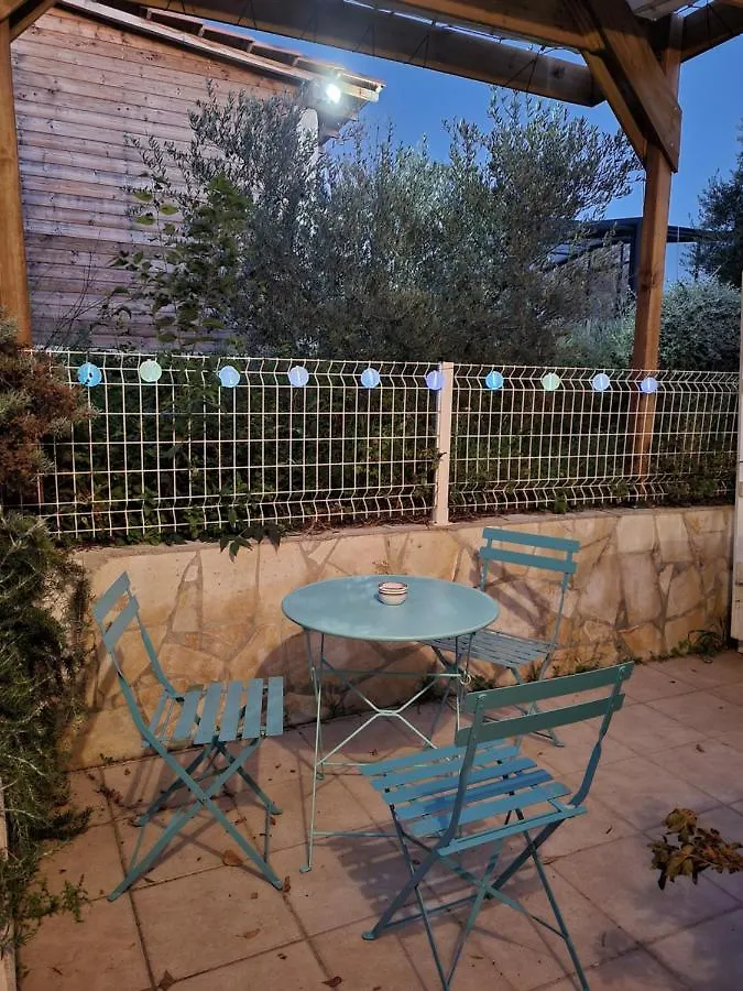 Chambre D Hotes Au Coeur Des Oliviers Marseille